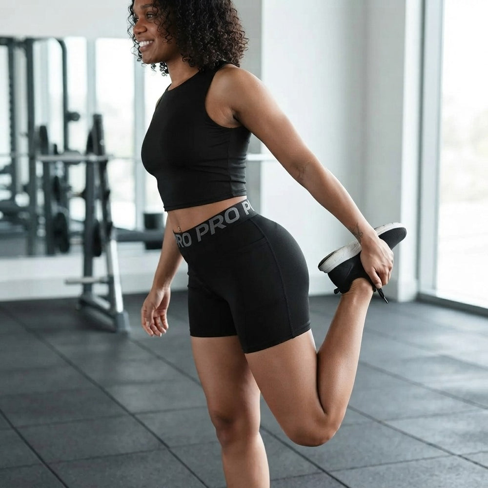 Shorts sportivi elastici con cintura